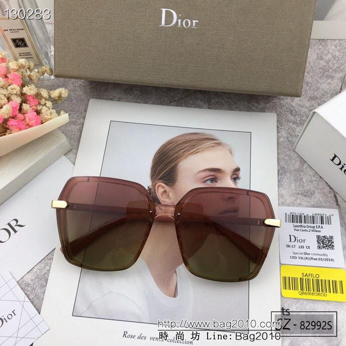 DIOR-迪奧 2019新款 太陽鏡 減輕強光負擔 遮擋有害光線防輻射 出行旅遊必備品 82992S  lly1732
